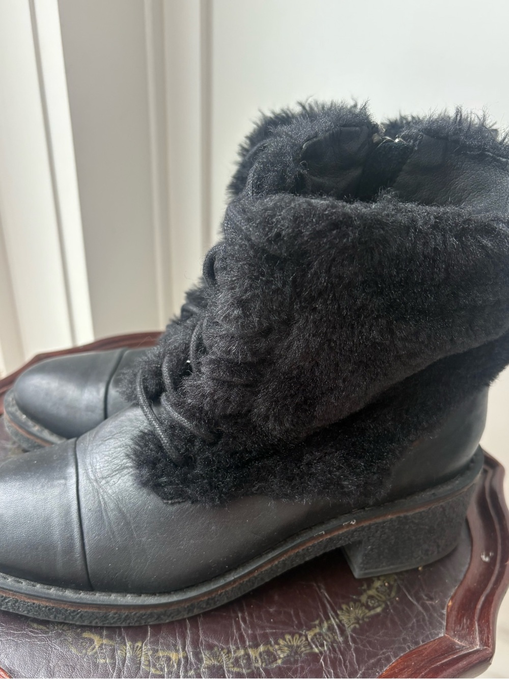 Aldo Women’s Black Leather Booties w/ Faux Fur Size 8.5